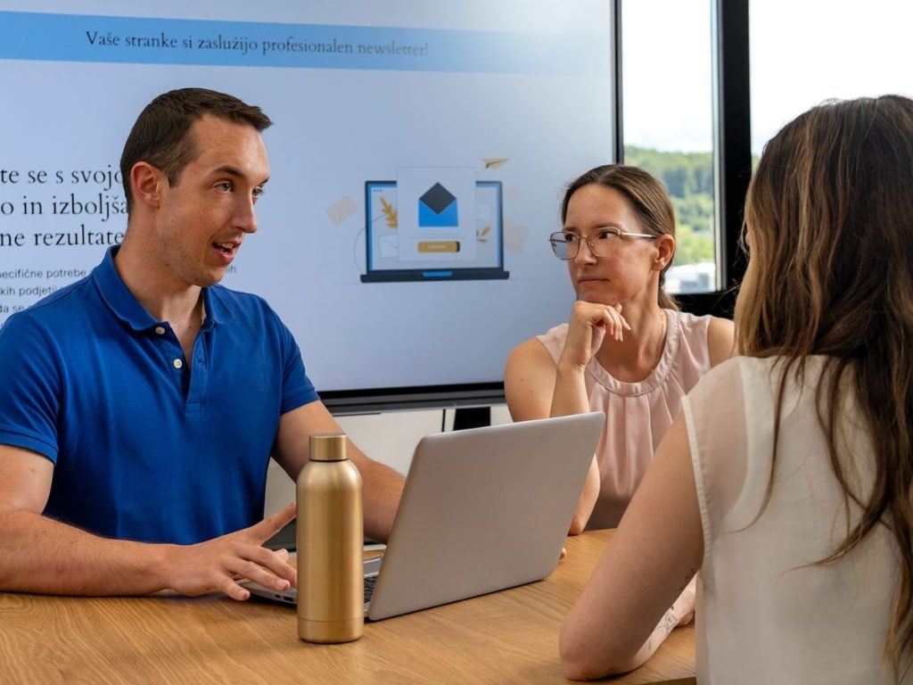 LinkedIn Marketing 01 1024x768